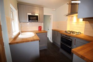 KITCHEN- click for photo gallery